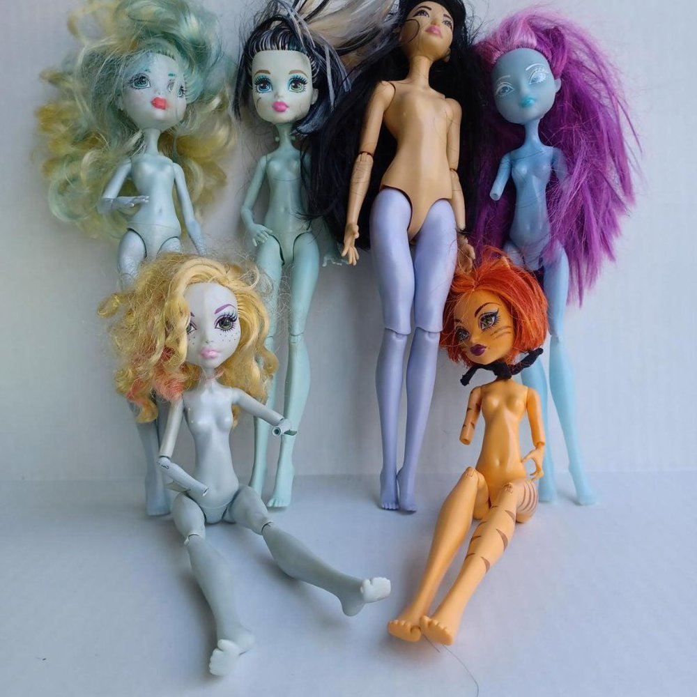 Monster High and Princess Doll Lot
